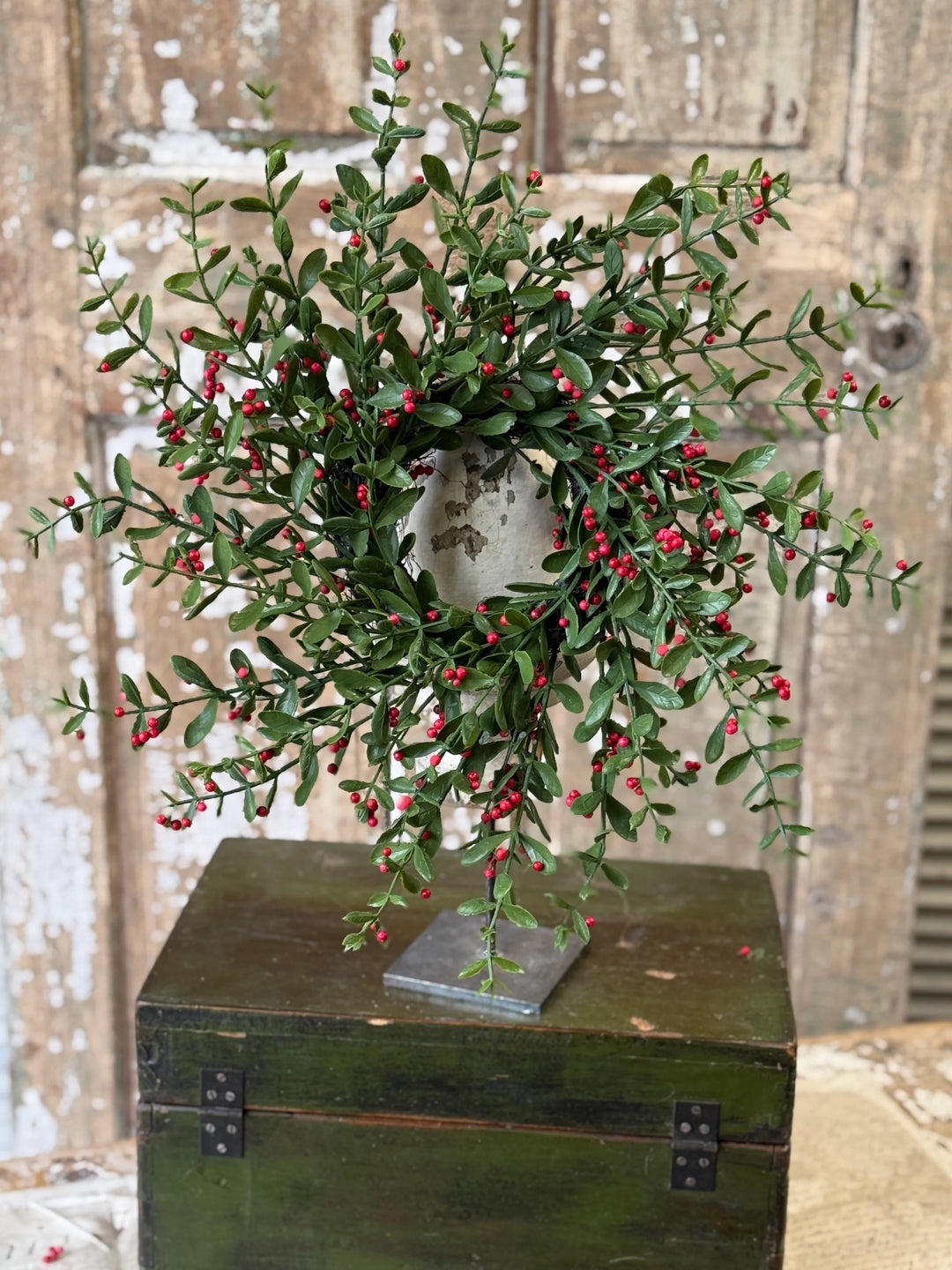 Sutherland Berry Candle Ring