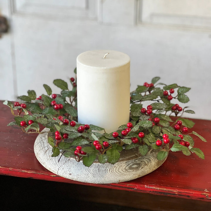 Holly Sparkle Candle Ring