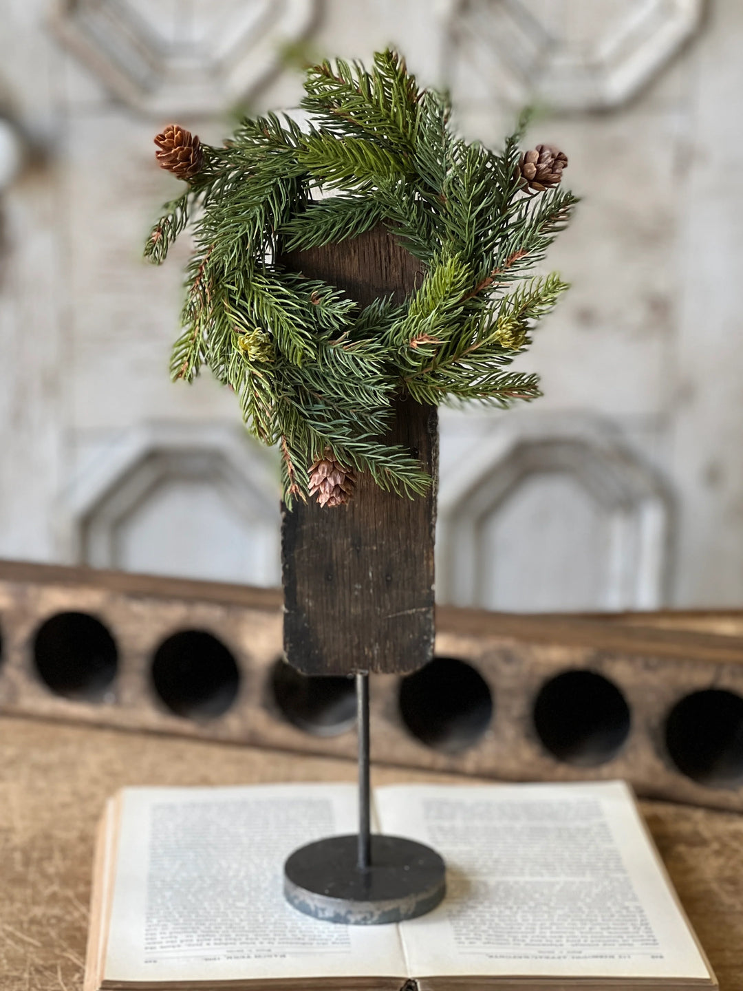 White Spruce & Cones Candle Ring