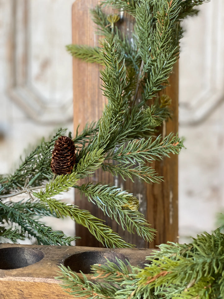 White Spruce & Cones Garland