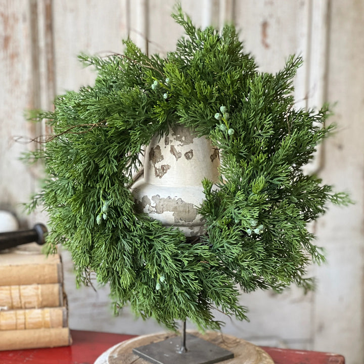 Dripping Cedar Candle Ring