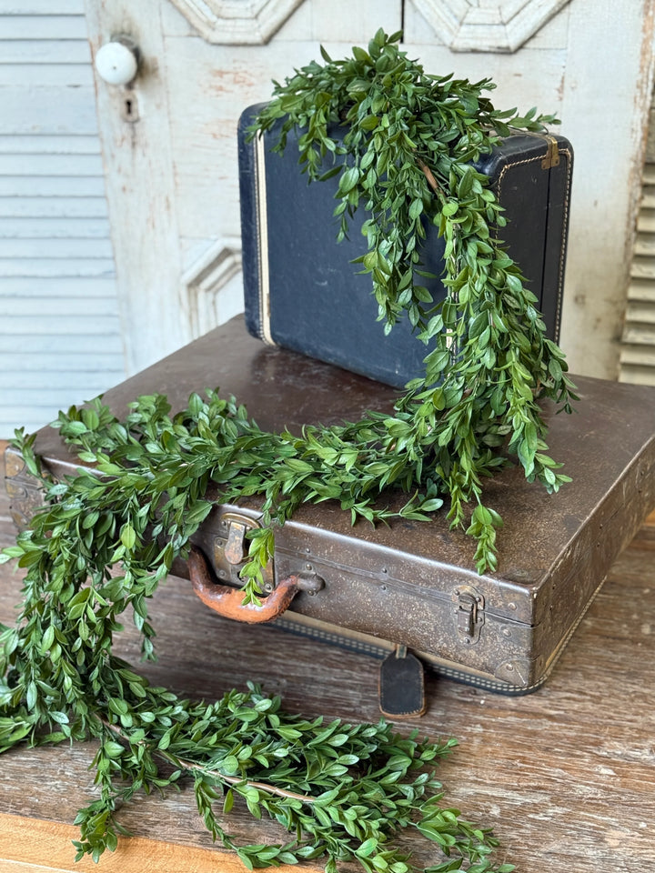 Nottswood Leaves Garland