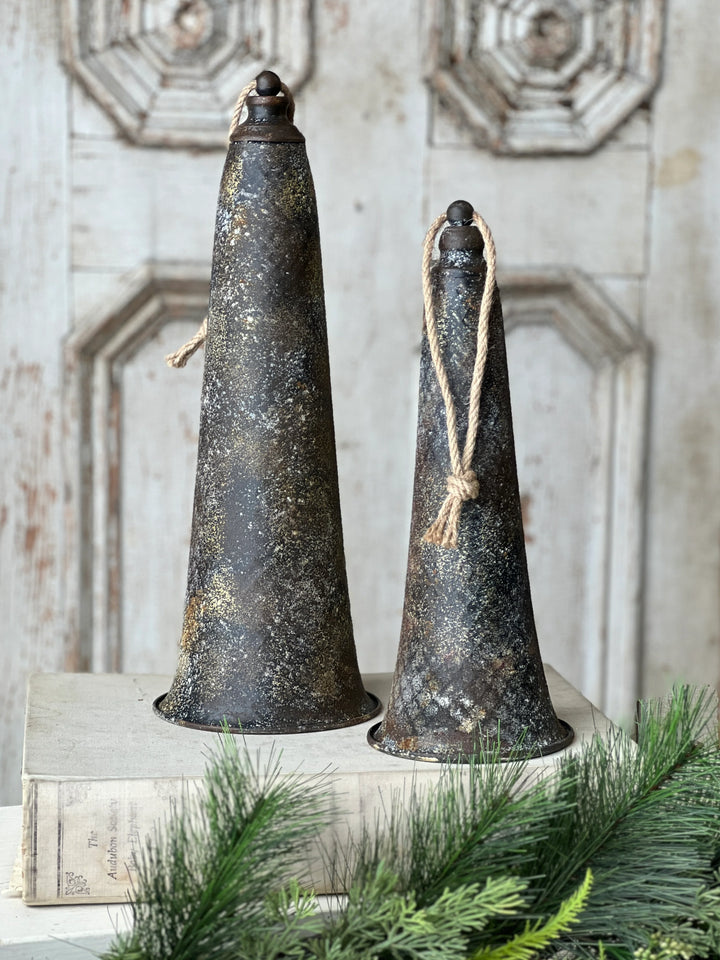 Bellagio Earthen Bell