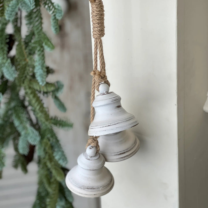 Bowstring White Bell Drop