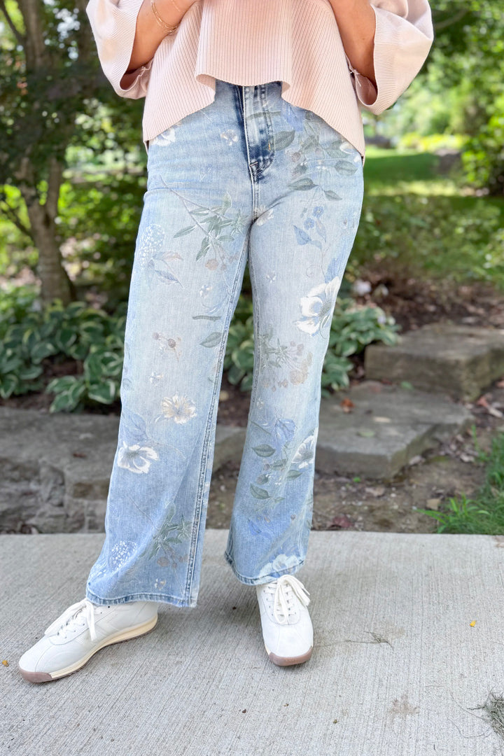 Vervet Seasonal Shift Denim