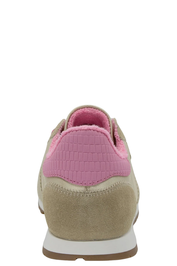 Back 70 Asian Sneaker