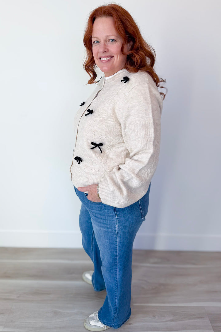 Don't Wait Around Sweater Curvy