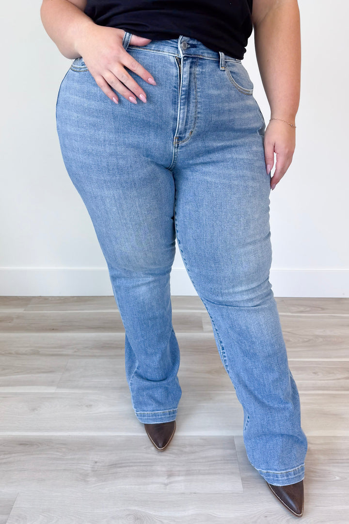 Judy Blue Let It Happen Denim Curvy