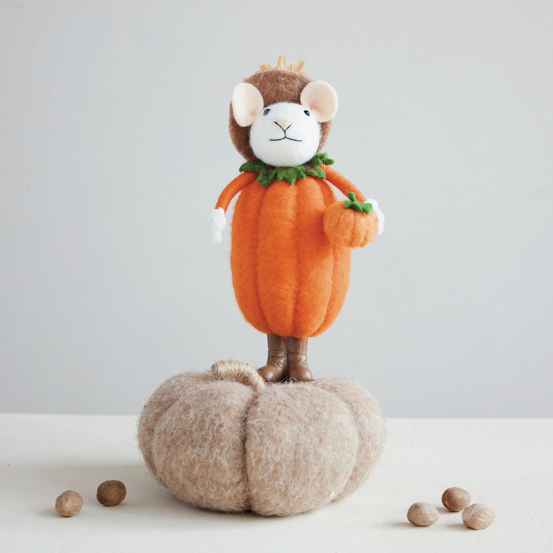 Pumpkin Patch Mouse Figurine