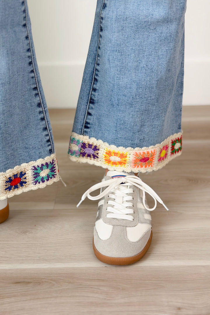 Coco + Carmen Unbothered Denim