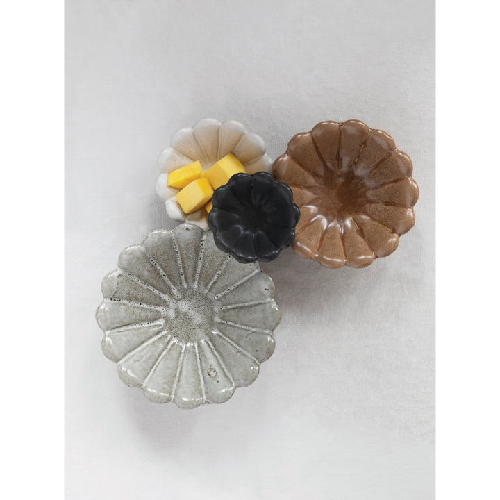 Stoneware Flower Bowl