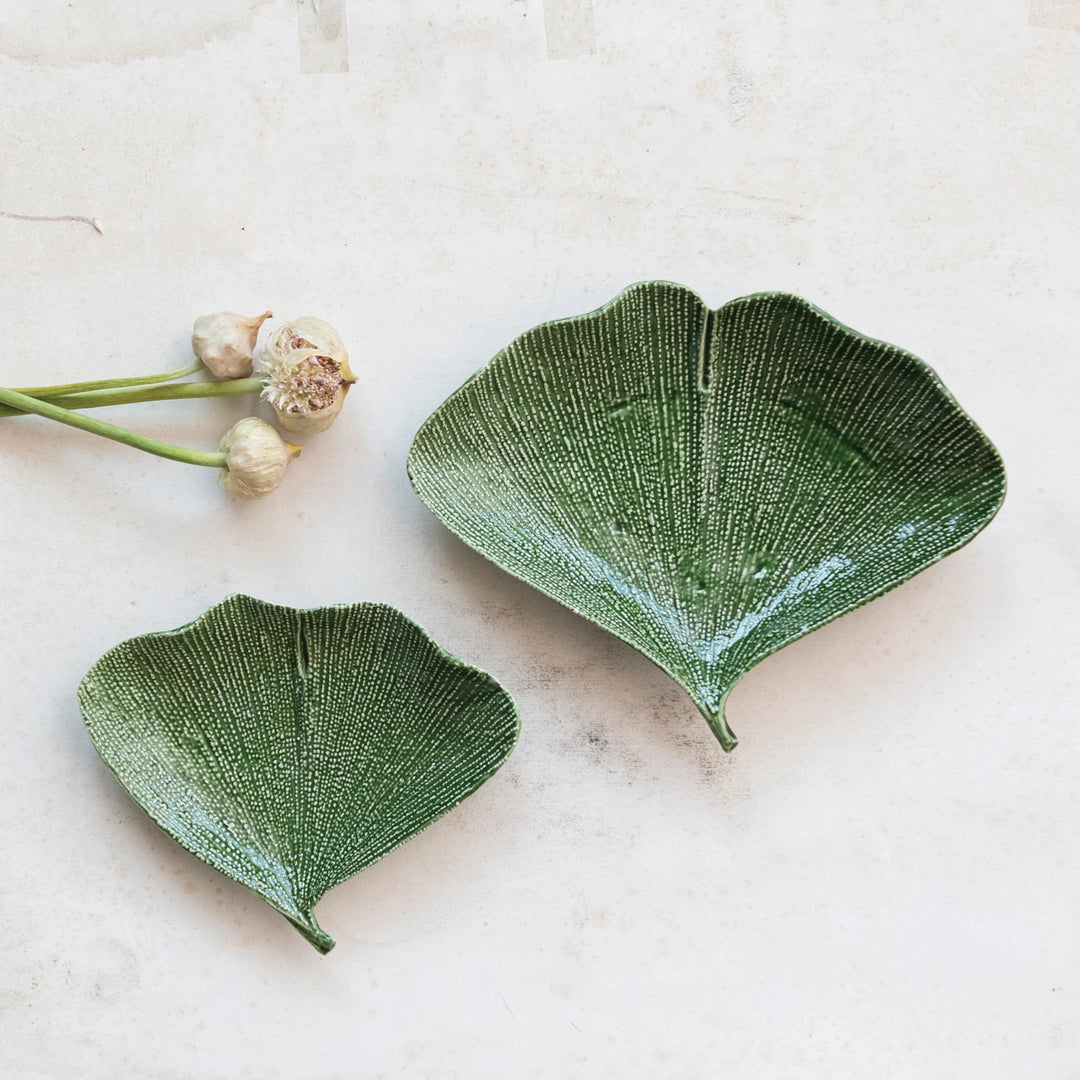 Green Ginkgo Leaf Stoneware Dish