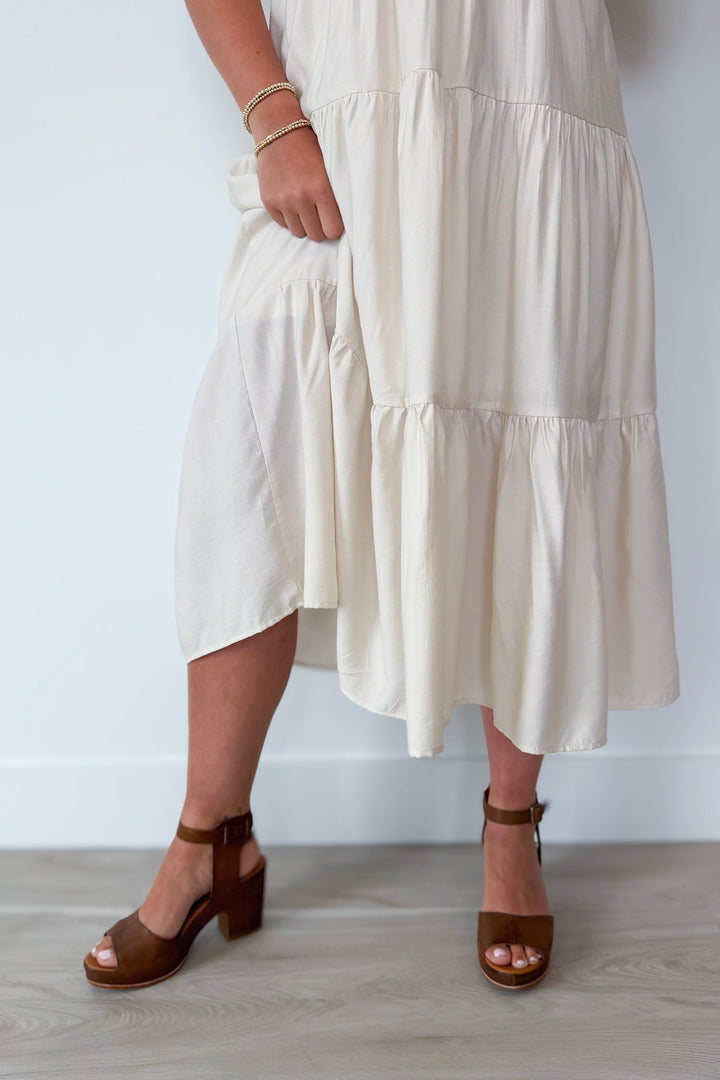 Gentle Morning Light Dress Curvy