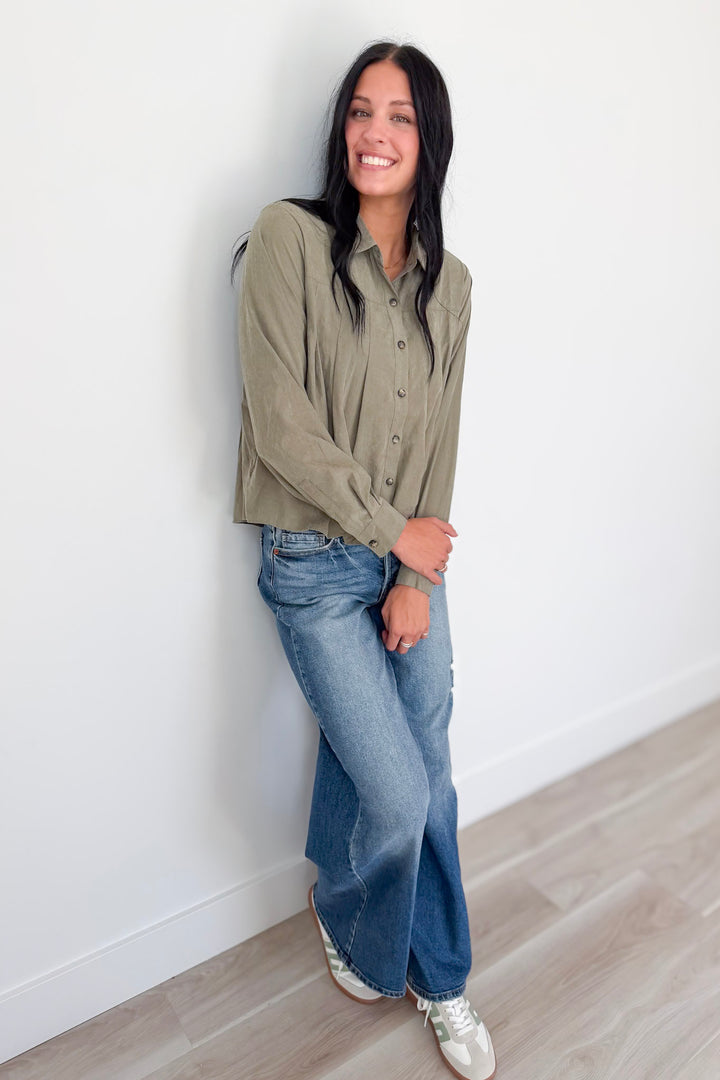 Signature Look Top