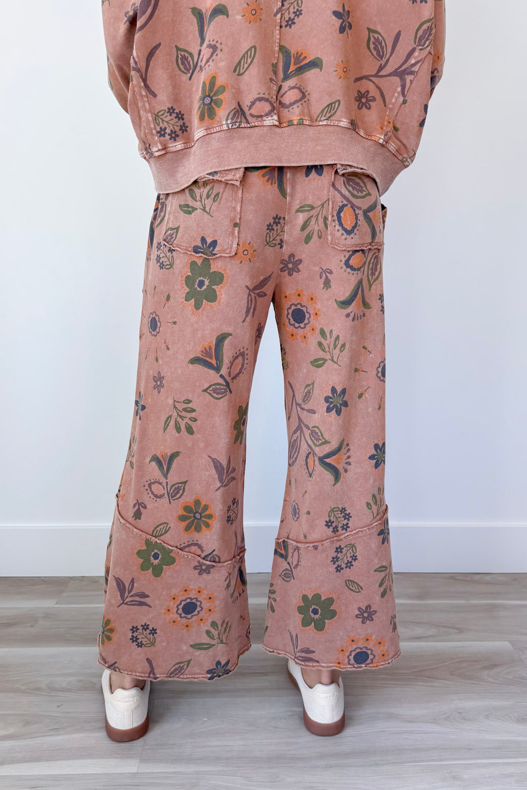 Lighthearted Pant