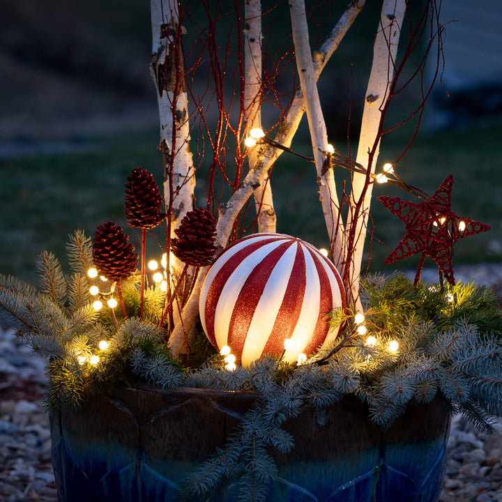 Cluster Lighted Garland