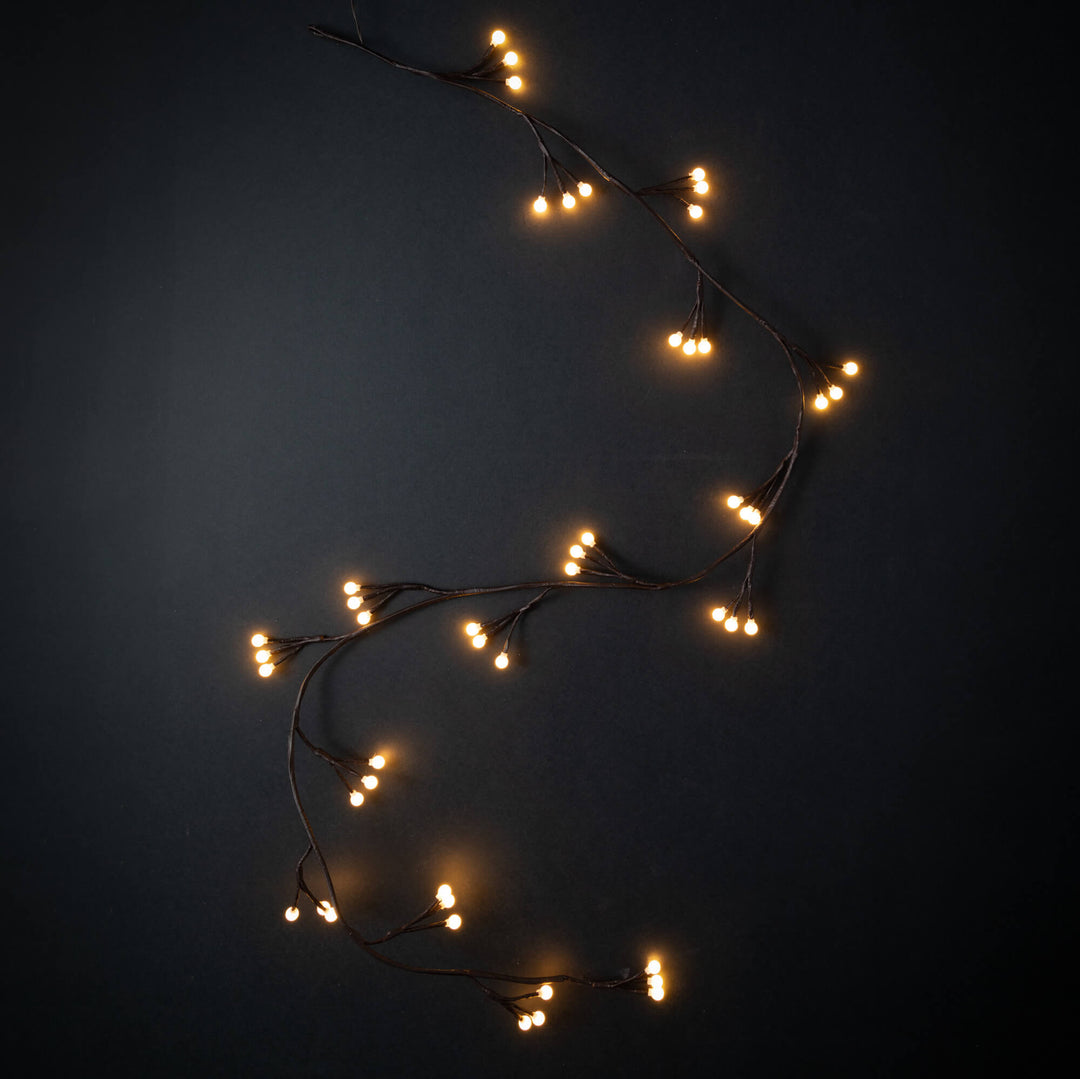 Cluster Lighted Garland