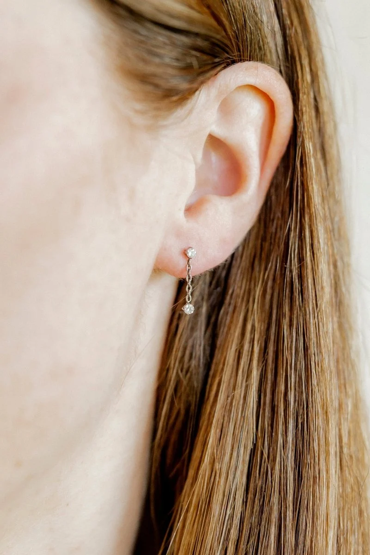 Linny Co Holland Screwback Stud Earrings