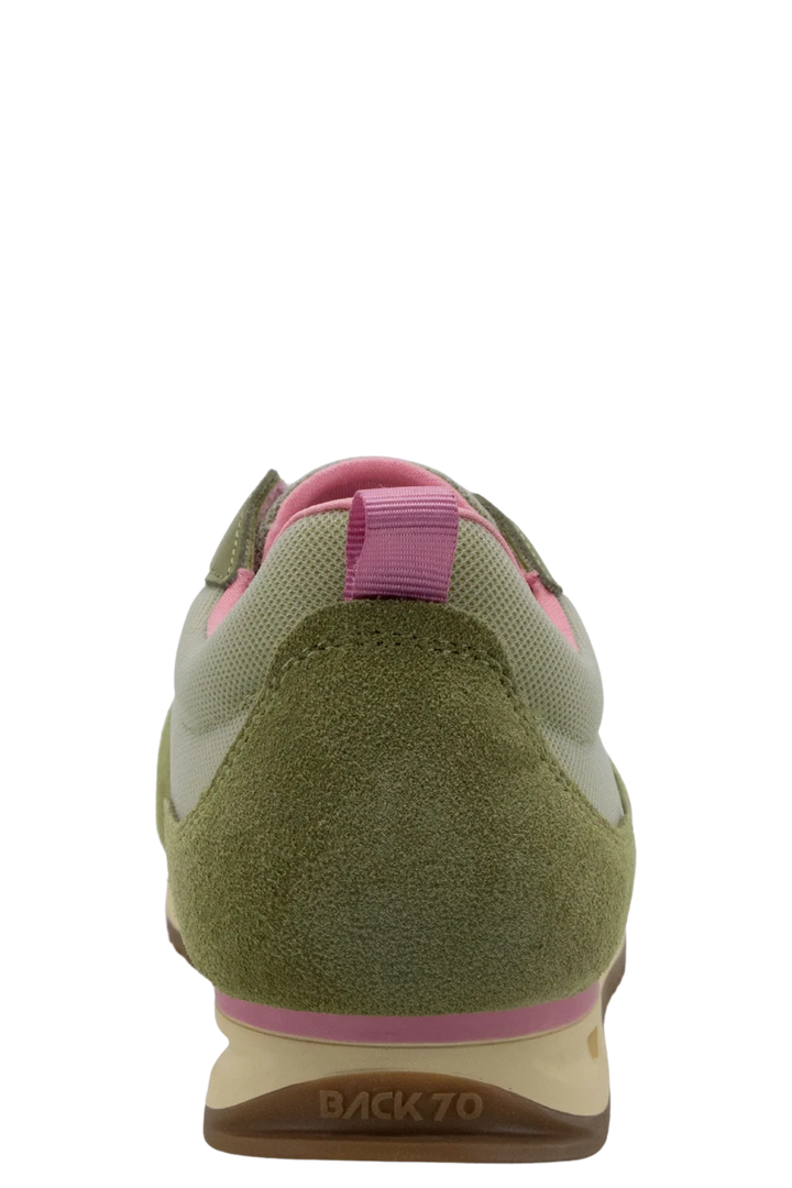 Back 70 Jump Sneaker