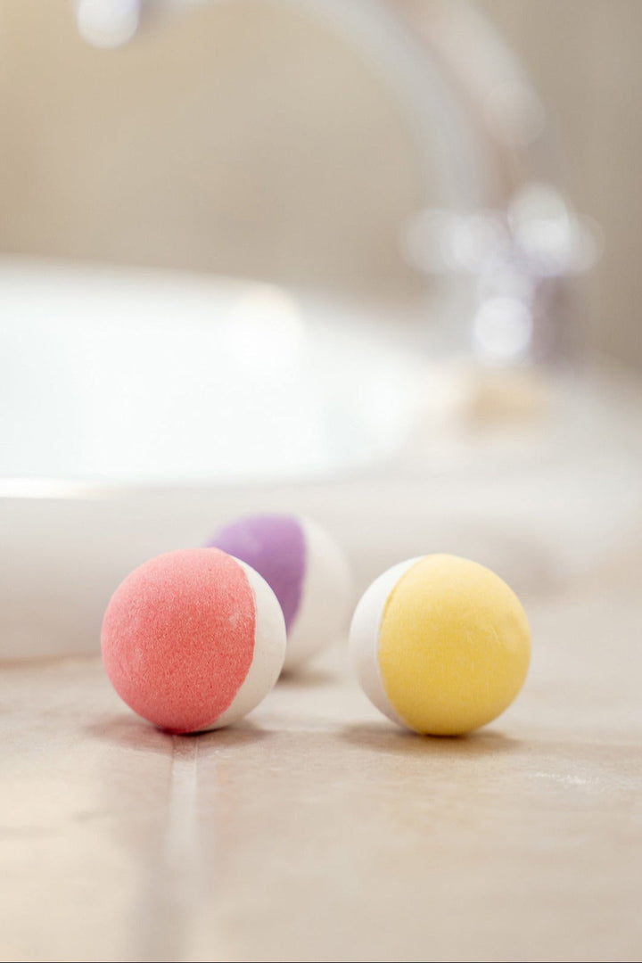 In a Fizzy Mini Bath Bombs
