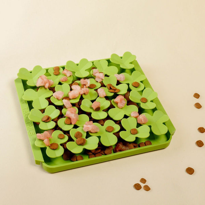 Clover Foraging Mat For Dogs