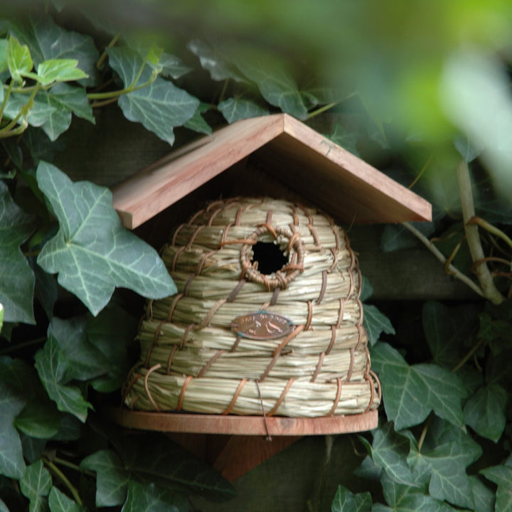 Beehive Styled Nesting Birdhouse
