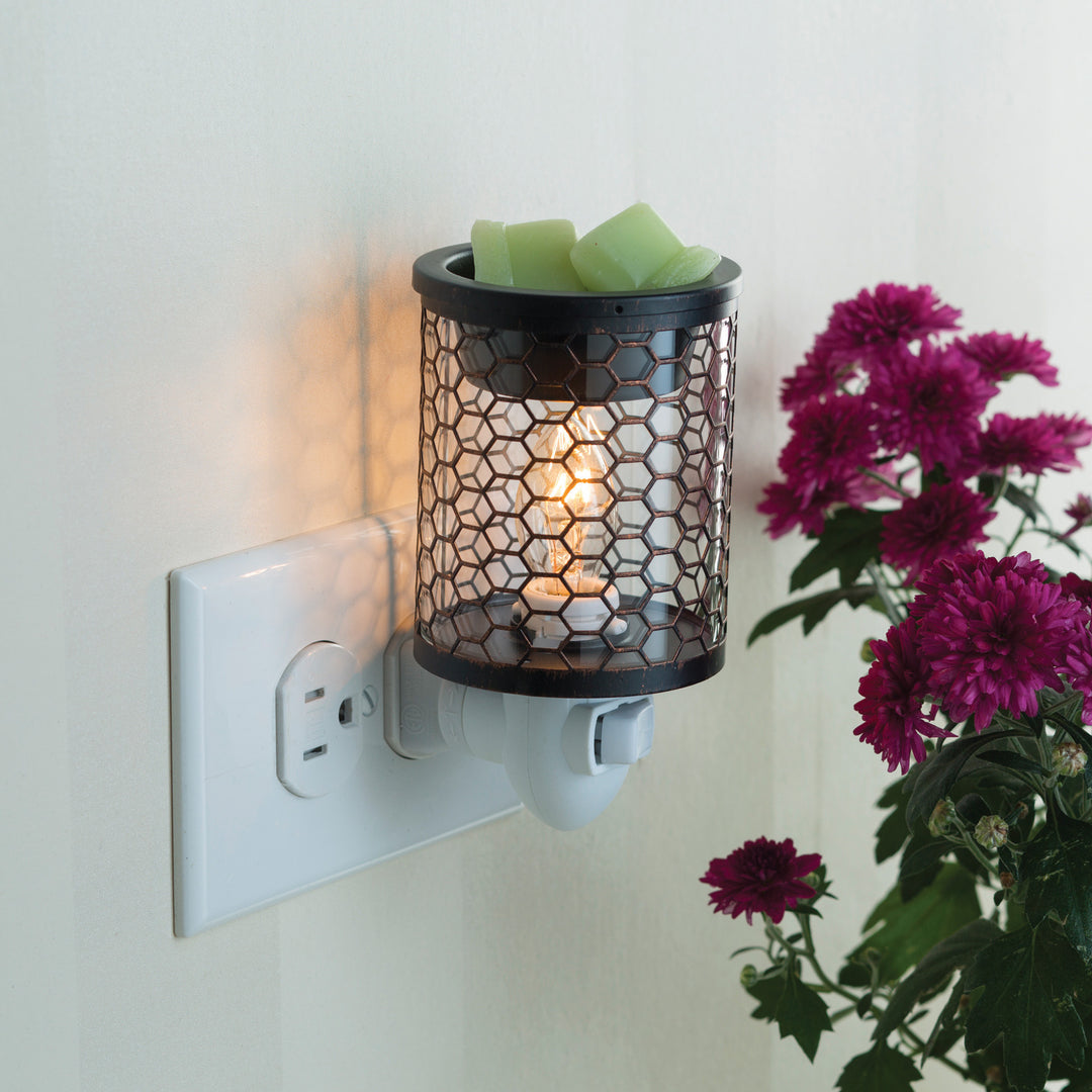 Chicken Wire Pluggable Warmer